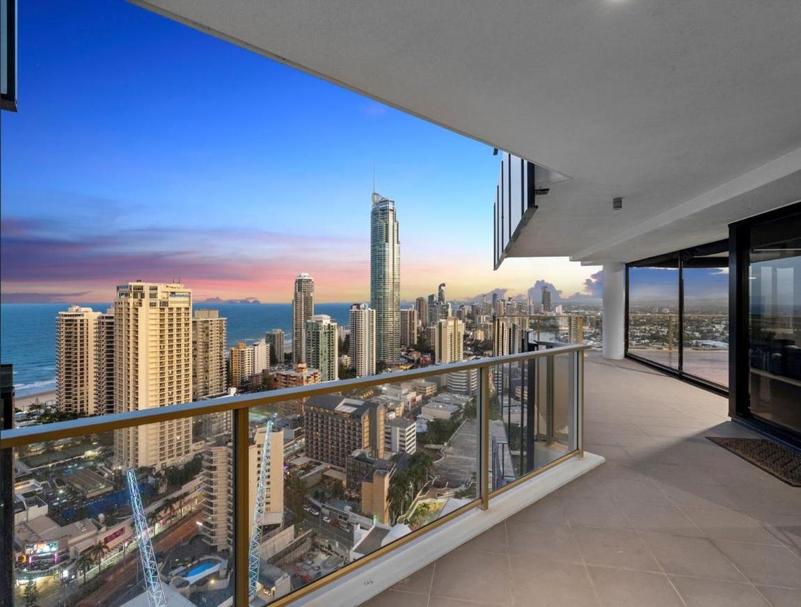 Apartamento Circle On Cavill - Hosted By Coastal Letting Gold Coast Exterior foto