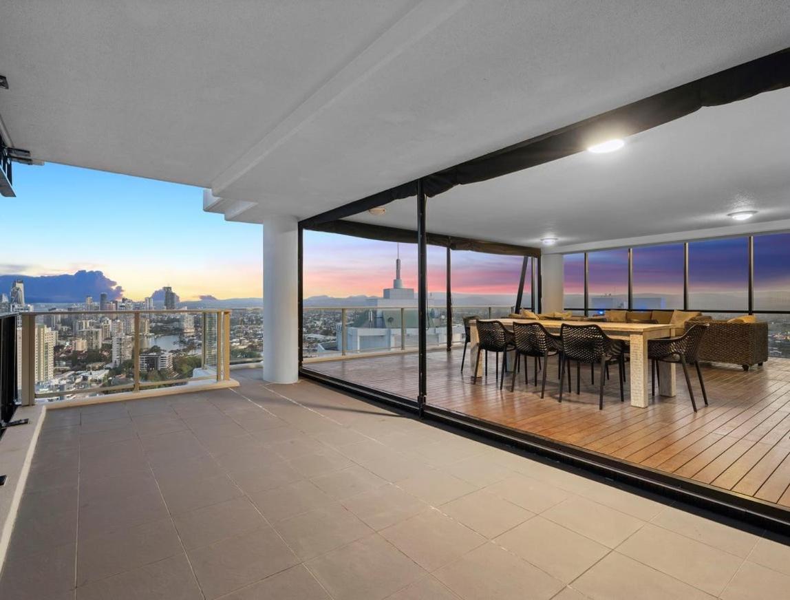 Apartamento Circle On Cavill - Hosted By Coastal Letting Gold Coast Exterior foto